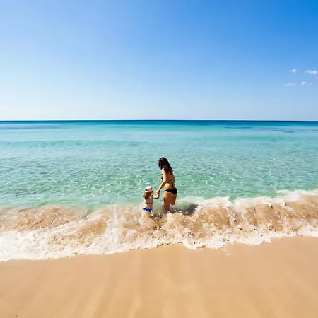 Private With Wi-fi, Parking And Air Conditioning Holiday home *