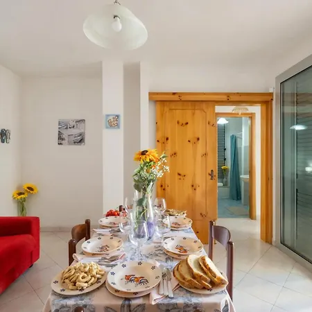 Private With Wi-fi, Parking And Air Conditioning * San Foca