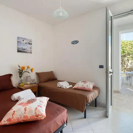 Private With Wi-fi, Parking And Air Conditioning